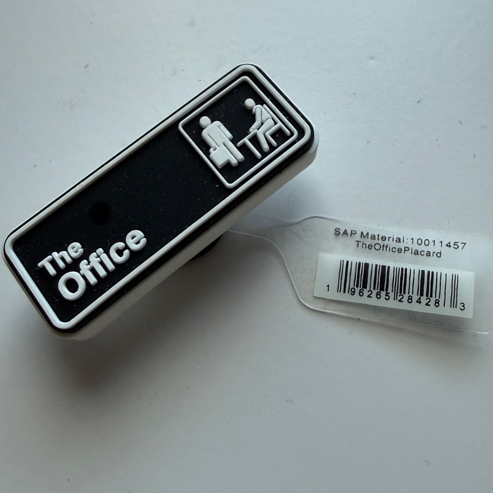 Crocs Jibbitz The Office Charm Black White Placard